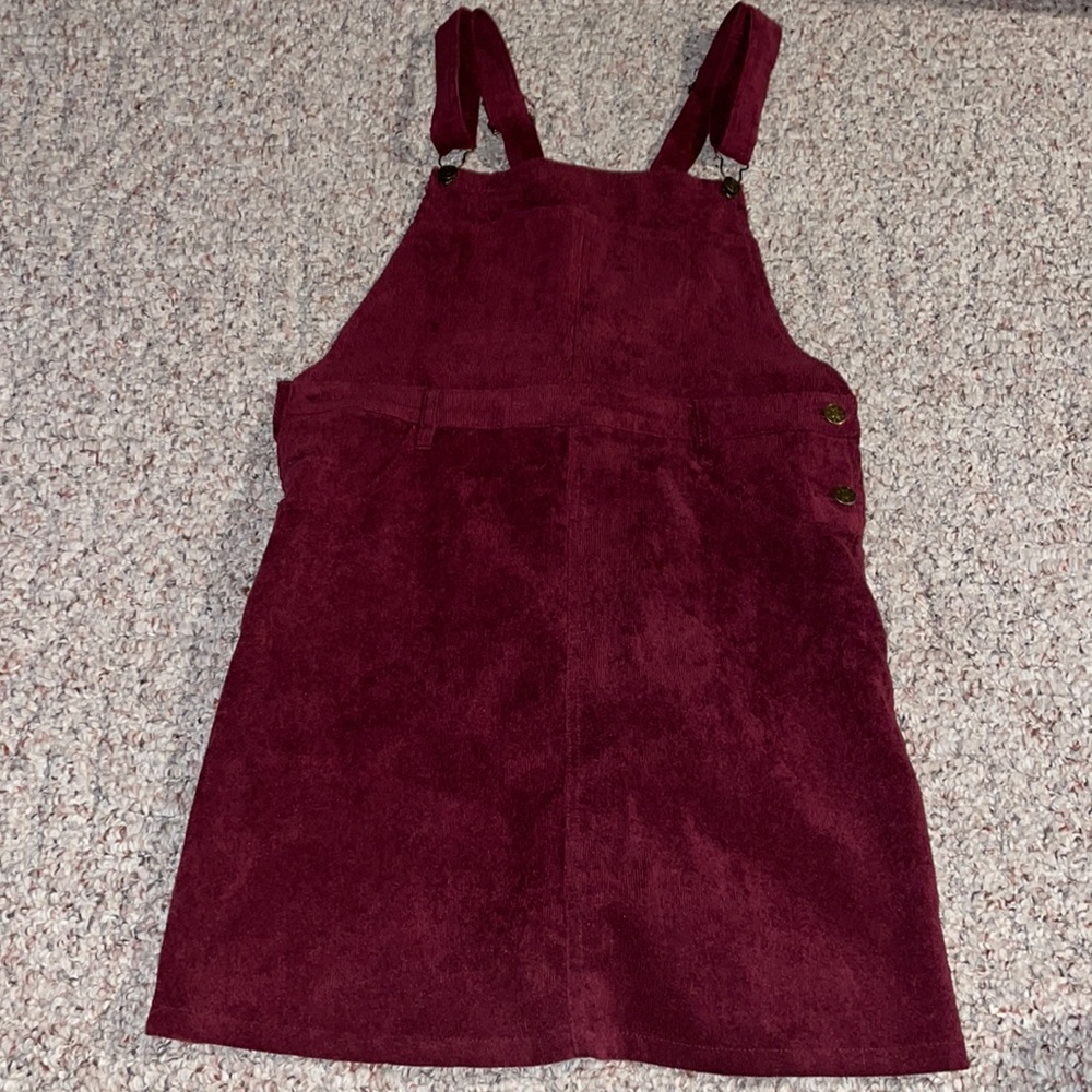 Burgundy jumper